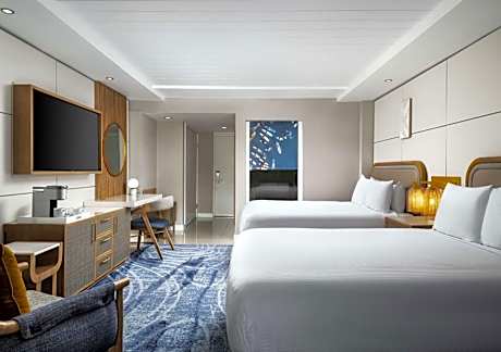 Deluxe Queen Room with Two Queen Beds - Hearing Accessible