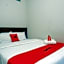 RedDoorz near Stasiun Tawang Semarang