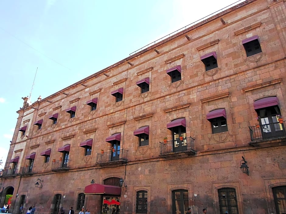 Hotel Virrey De Mendoza