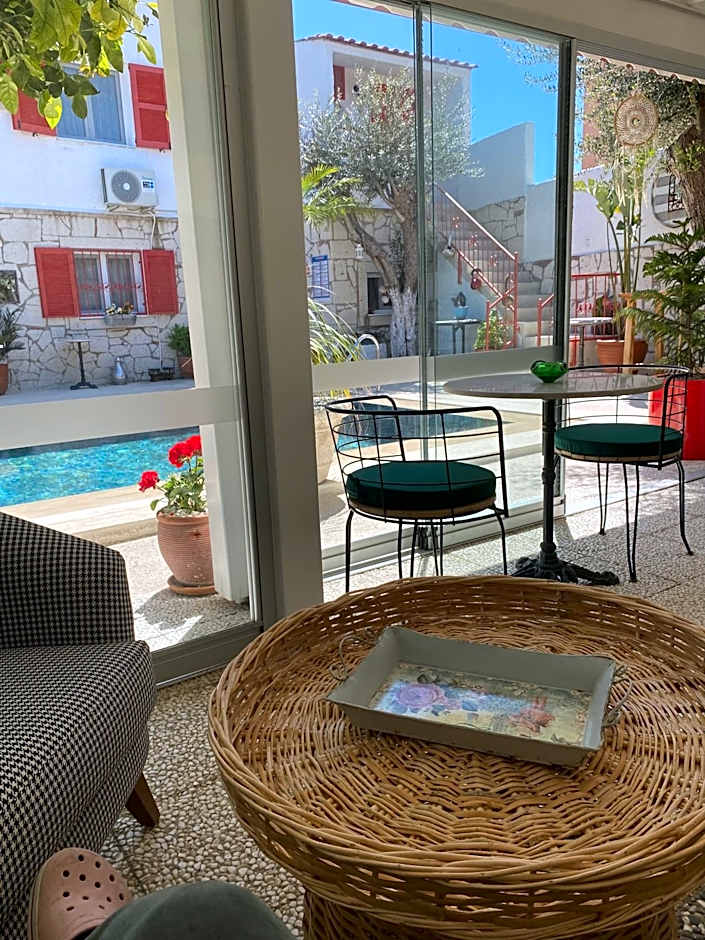 BADEMİÇİ OTEL