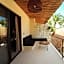 Nikau Hotel El Cuyo - Adults Only