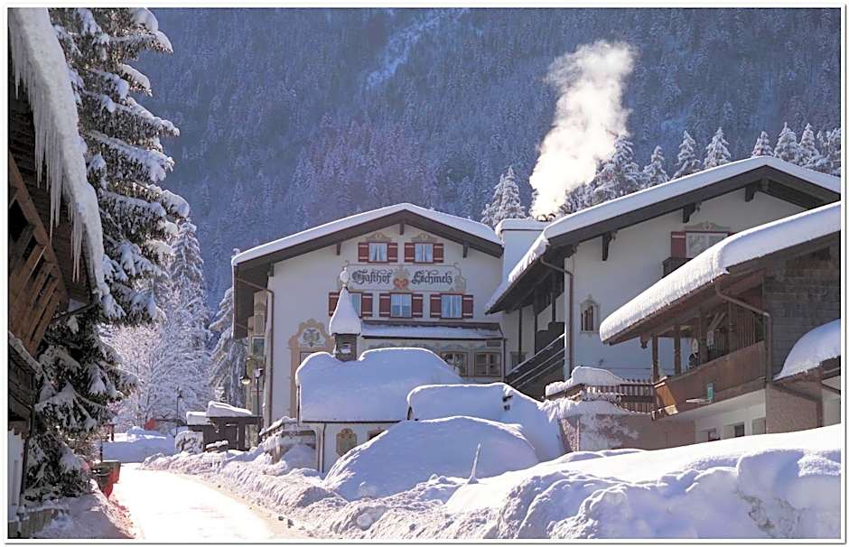 Aktivhotel & Gasthof Schmelz Ihr familienfreundliches Urlaubs Hotel mit Wellness, Almsauna, Chiemgau Karte