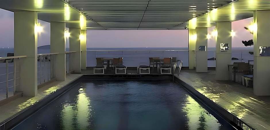 Beache Palace