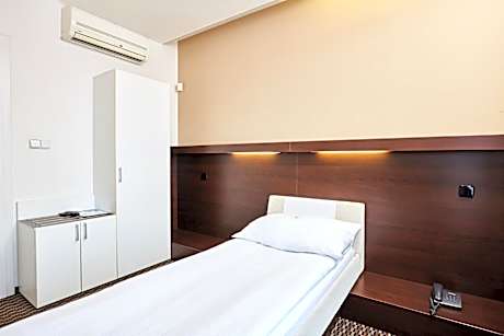 Single Room - Disability Access