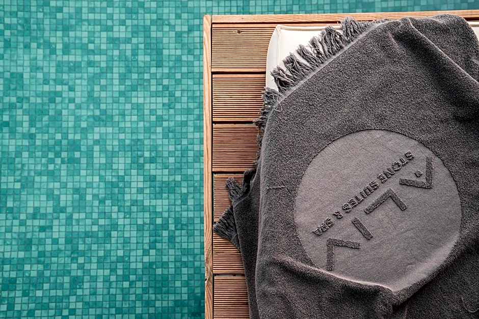 Aliv stone suites & spa