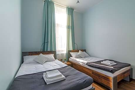 Twin Room with Private Bathroom