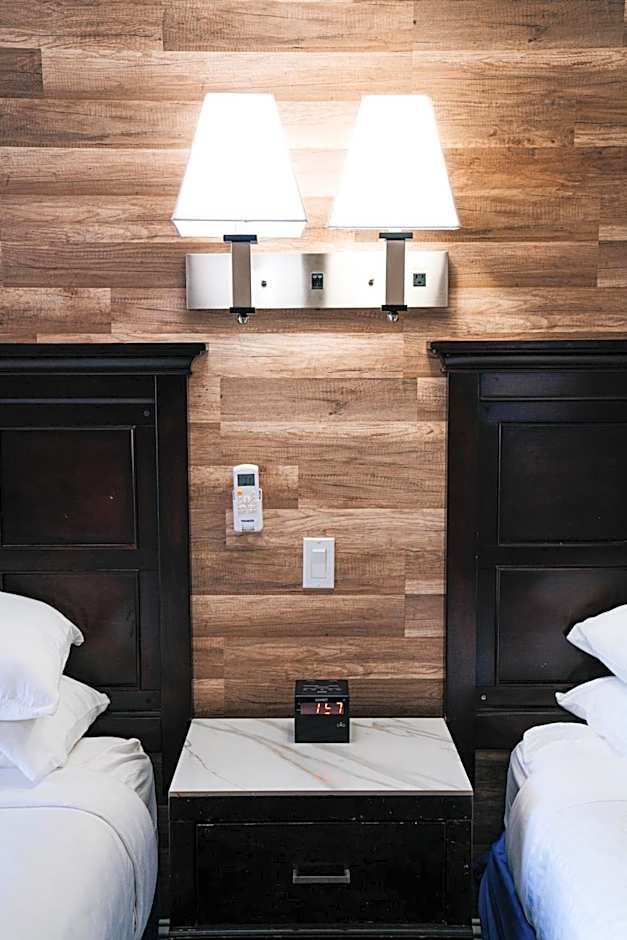 Salida Inn & Monarch Suites