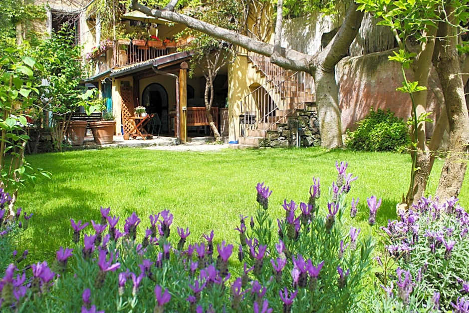 Inn The Garden
