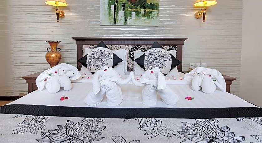 Pars International Hotel