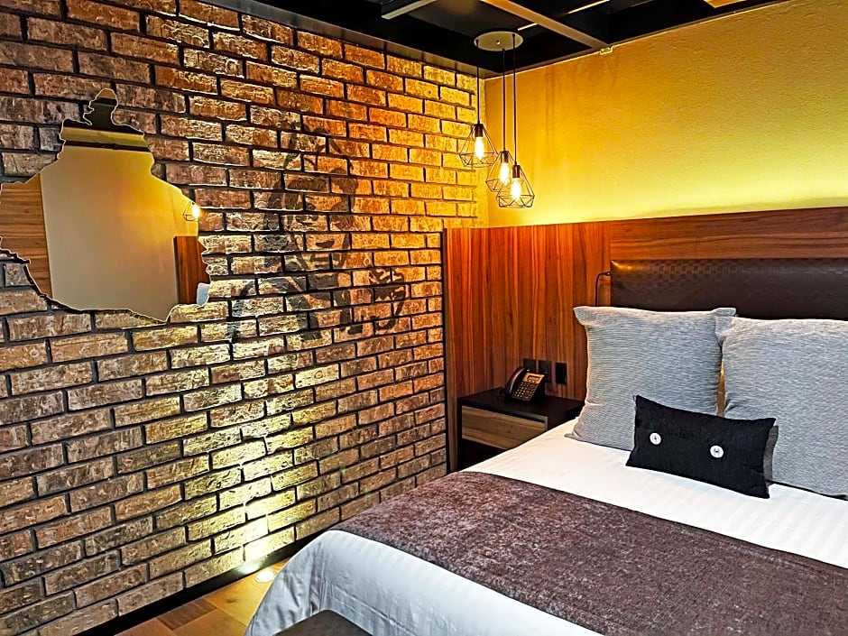 Cadillac Hotel Boutique