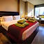 Olivia Plaza Hotel