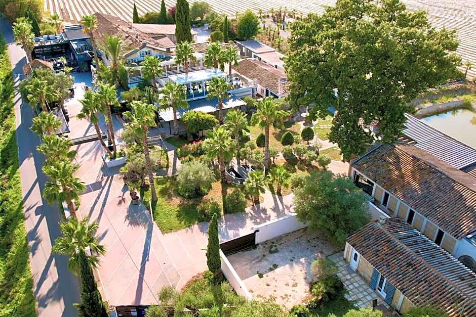 Mas La Farelle Chambre d'hote,Fitness & Salle de jeux Gratuite & SPA en supplément