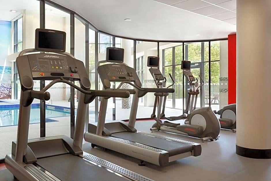 Courtyard by Marriott Toronto Mississauga/West