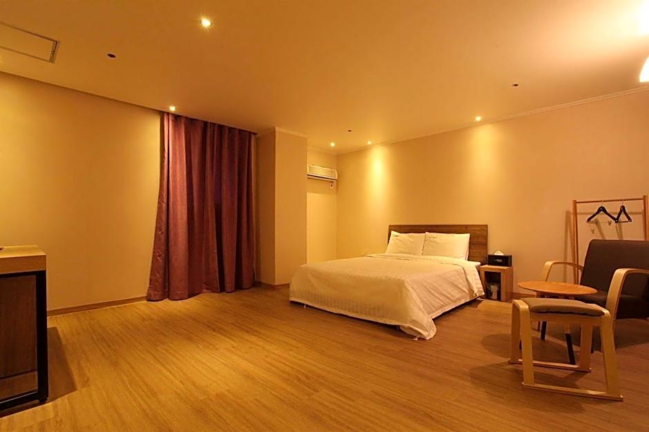 Hotel Violet