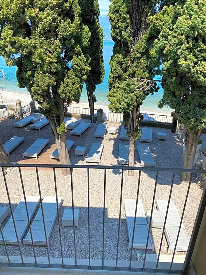 Hotel Baia dei Pini