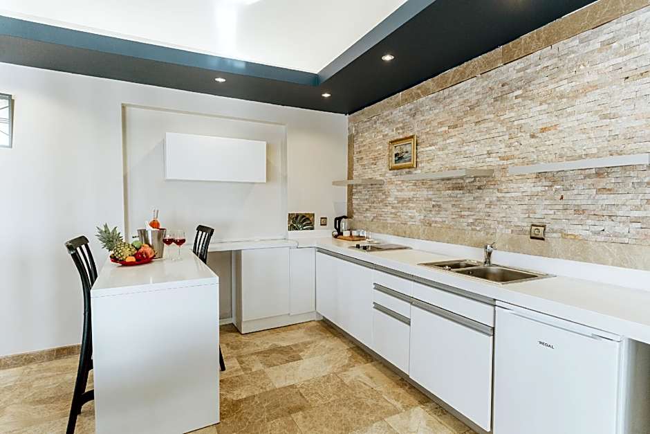 Blackmoon Villa Hotel 