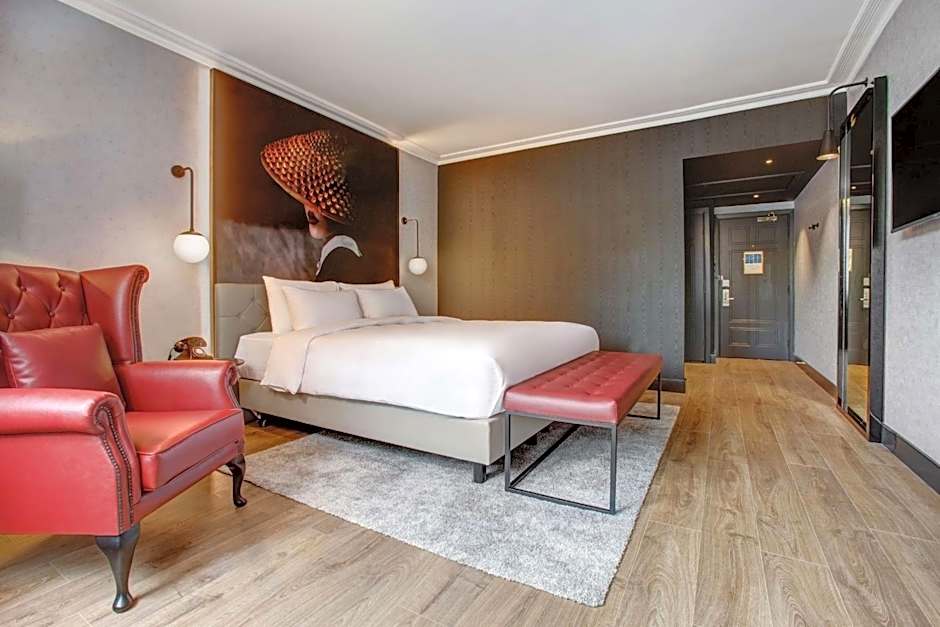 Radisson Red London Heathrow