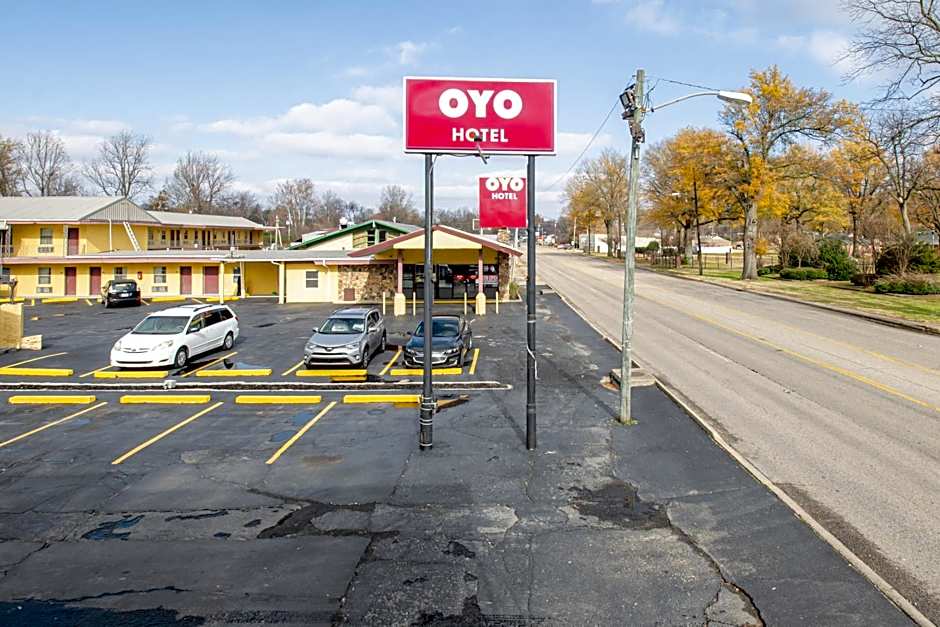 OYO Hotel Blytheville AR I-55