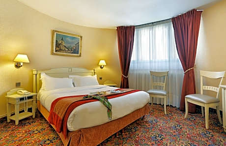 Double or Twin Room with Sofa Bed