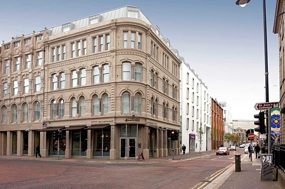 Premier Inn Belfast City Cathedral Quarter