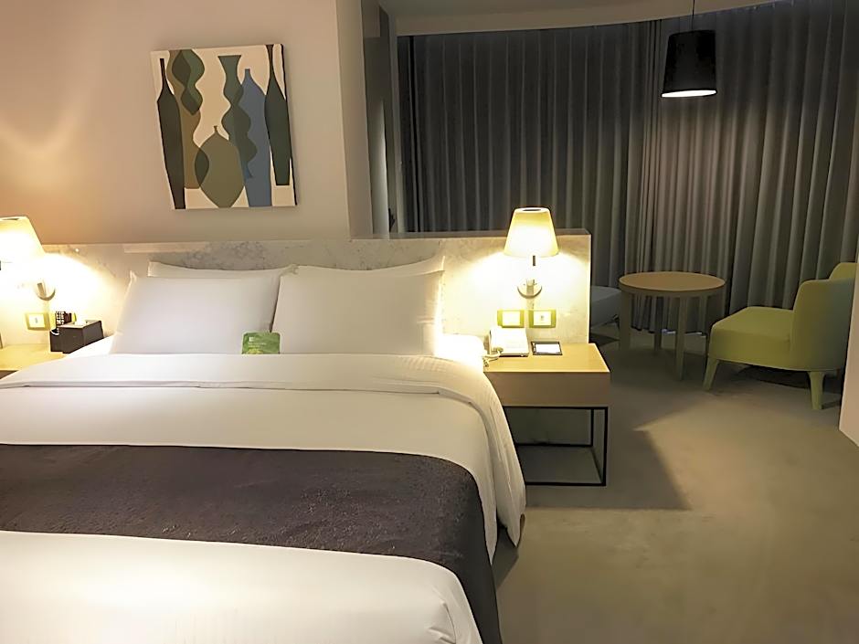 GOGO HOTEL City Hall