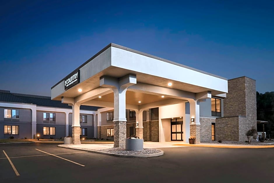 Country Inn & Suites by Radisson, La Crosse, WI