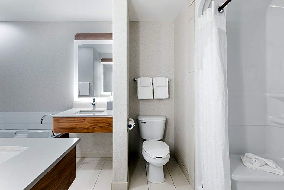 Holiday Inn Express Grande Prairie By IHG