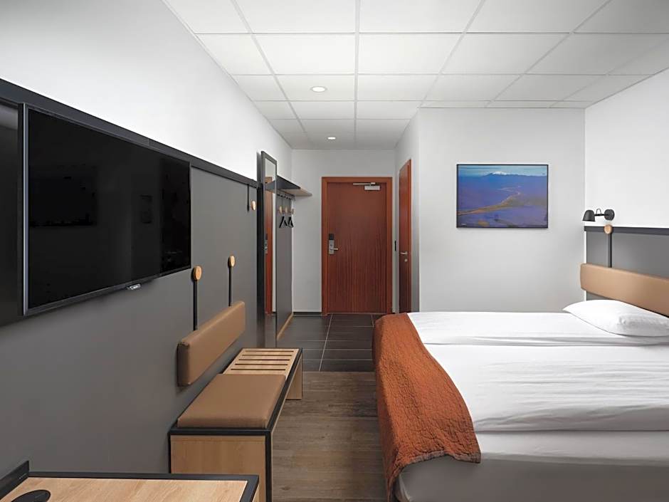 Hotel Cabin