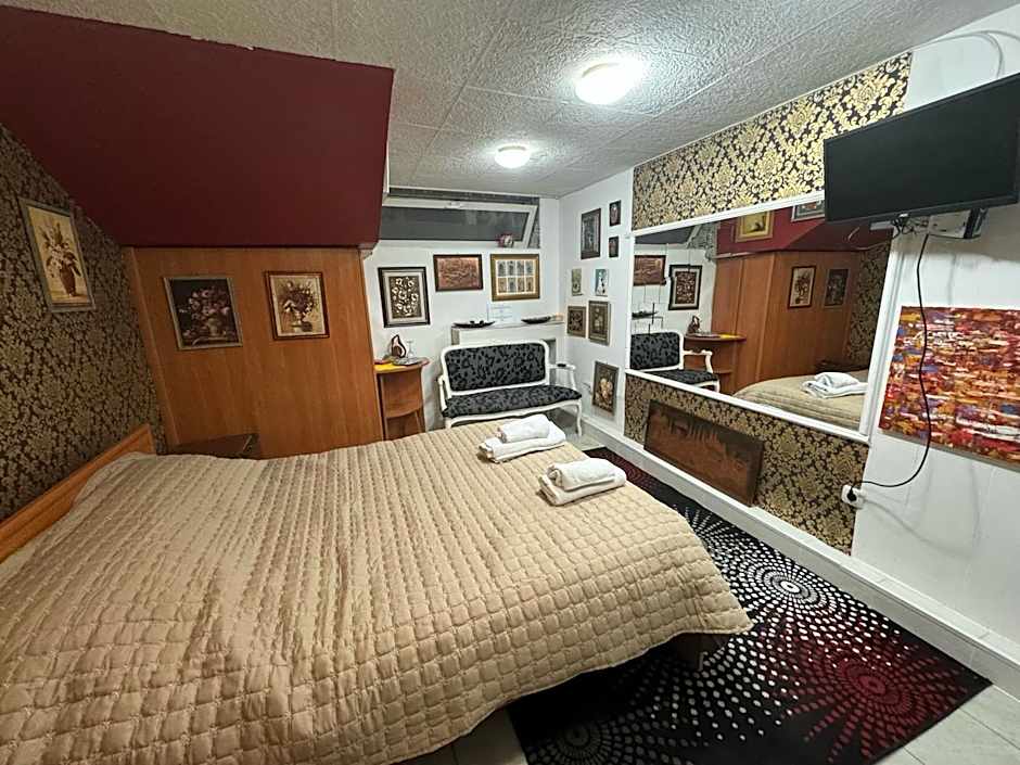 Mini Hotel-Bohemi