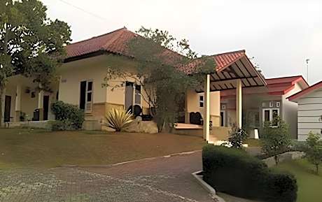 Hotel Sri Indrawati Puncak Mitra RedDoorz