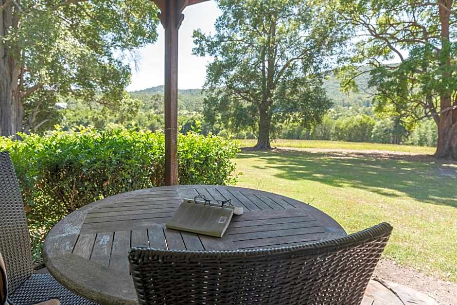 Clarendon Forest Retreat