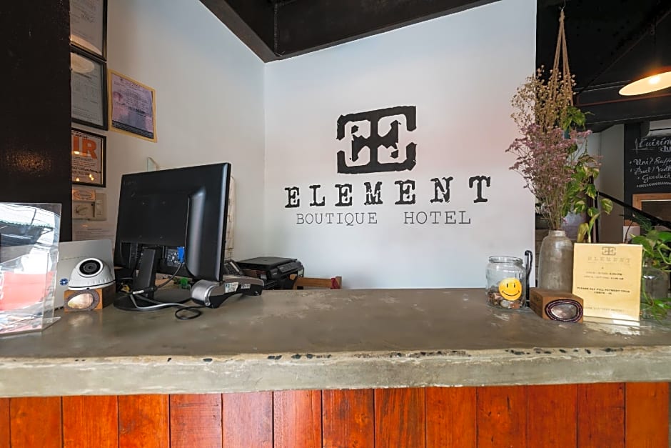 Element Boutique Hotel – Makati, NY
