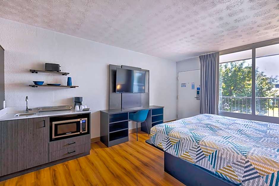 Motel 6-Mount Jackson, VA - Shenandoah