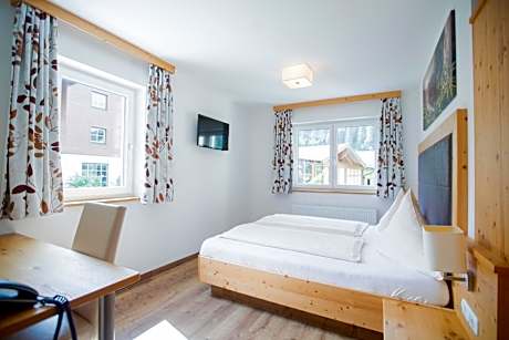 Two-Bedroom Apartment with Balcony and Terrace