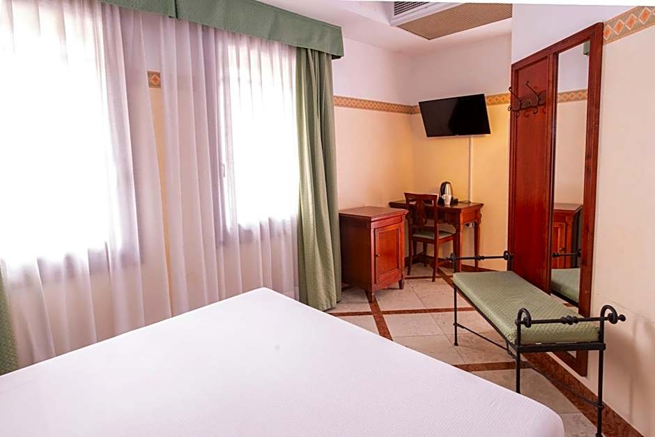 Hotel Russo Palace