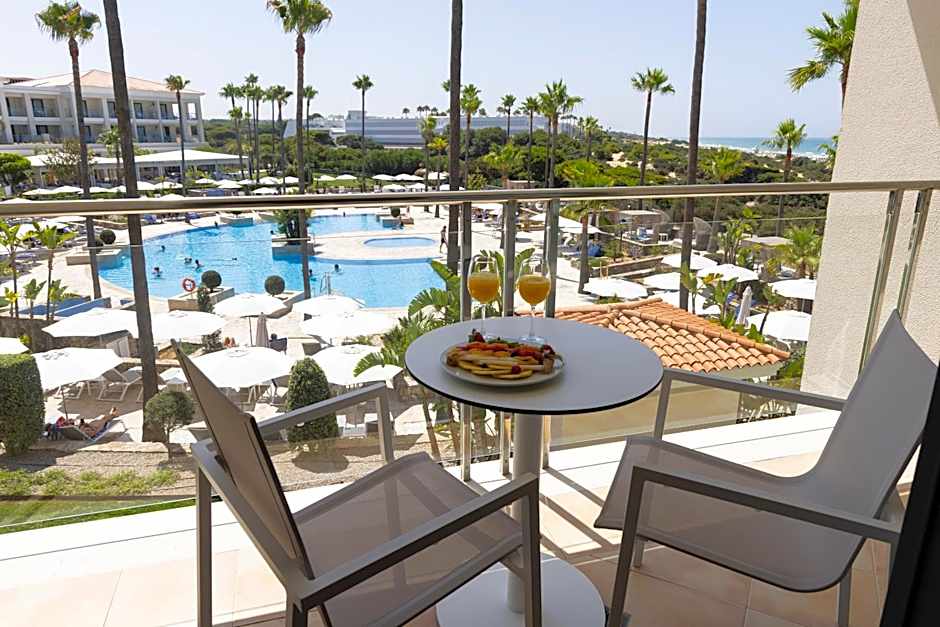 Hipotels Barrosa Palace & Spa