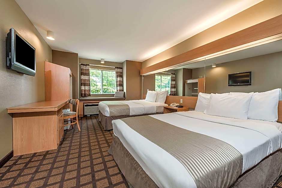 Microtel Inn & Suites By Wyndham West Chester