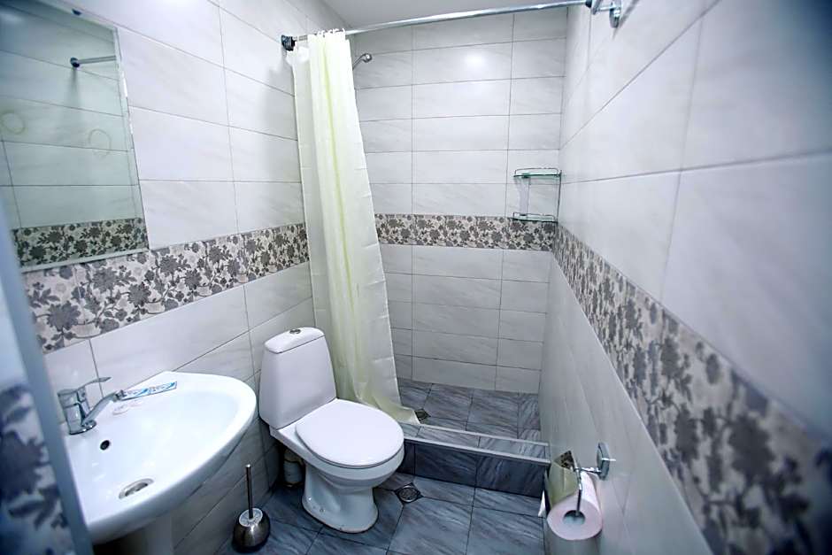 Route Hotel