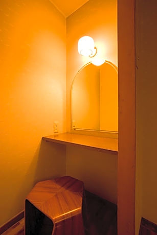 Superior Japanese-Style Room