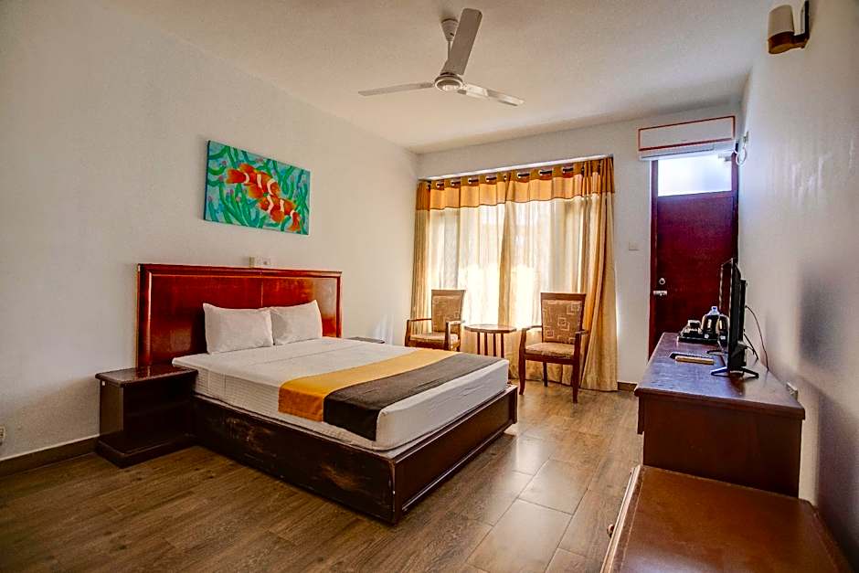 Hikkaduwa Beach Hotel