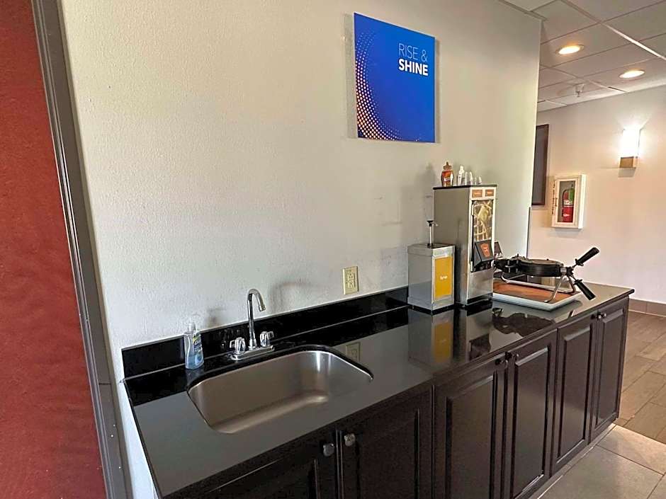 Comfort Suites Jackson - Cape Girardeau