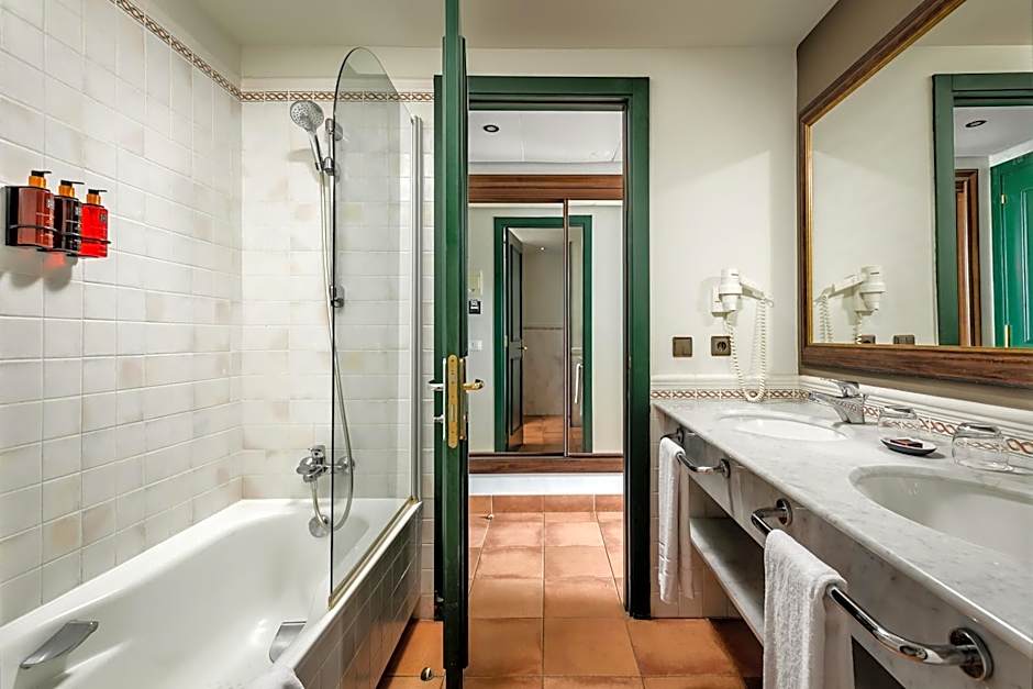 Torremirona Relais Hotel Golf & Spa