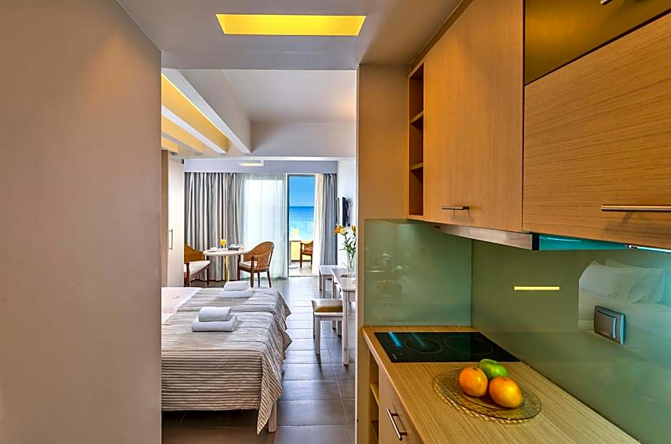 Photo 1 of 11 of Superior, Sea View