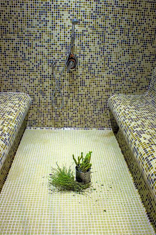 Trigrad Hotel