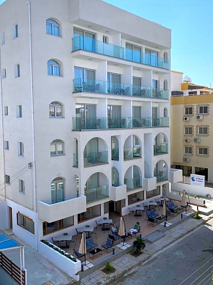 La Veranda Hotel