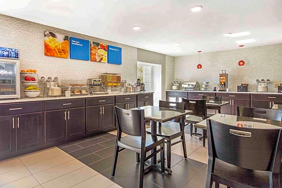 Comfort Inn Airport