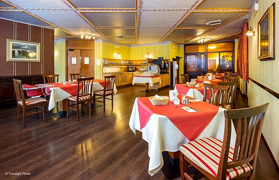 Hotel Alpen