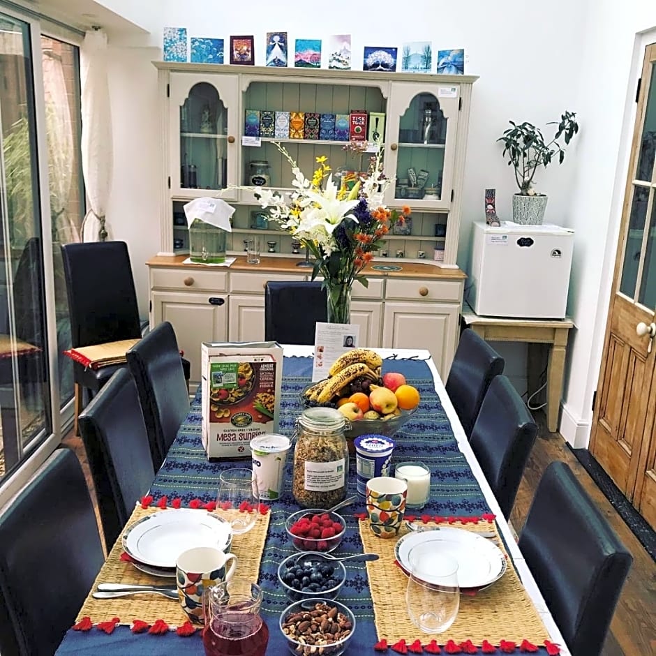 Rie's Retreat - The Emerald room