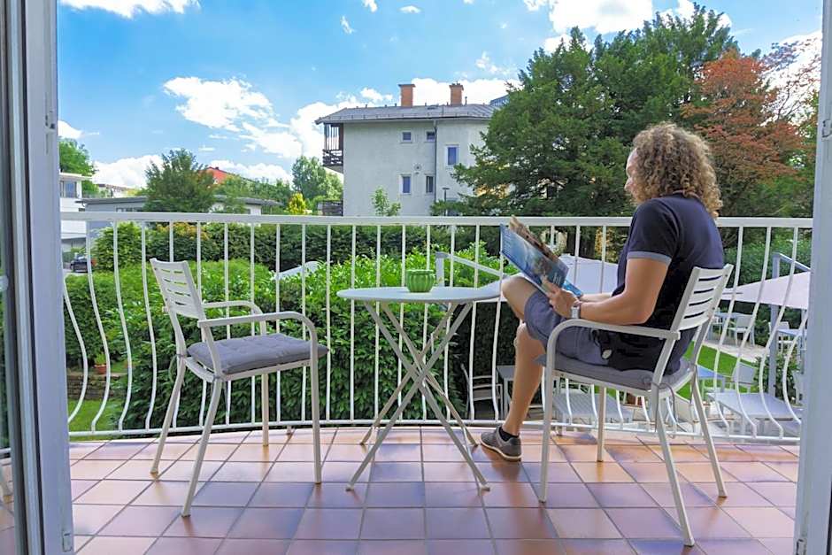 The Little Guesthouse