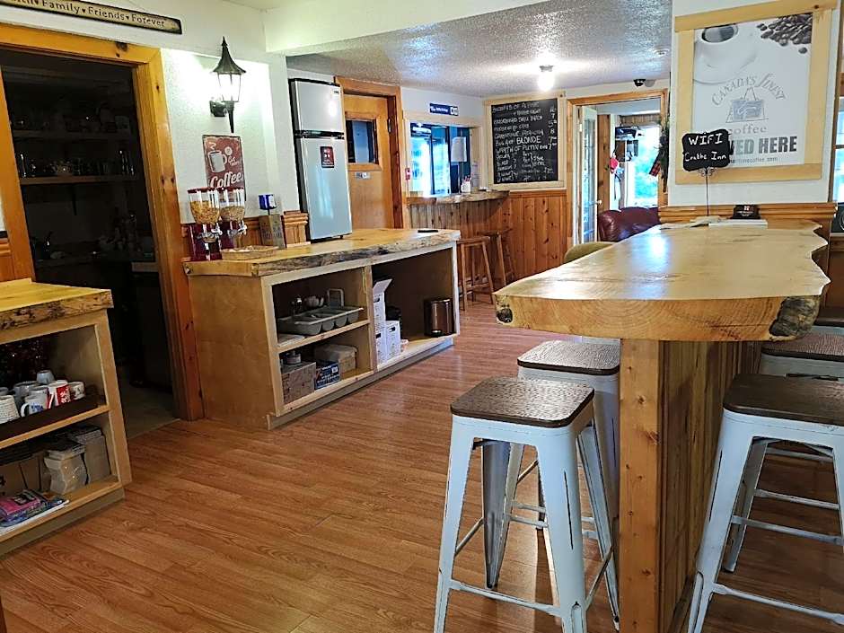 Crabbe Mountain Inn